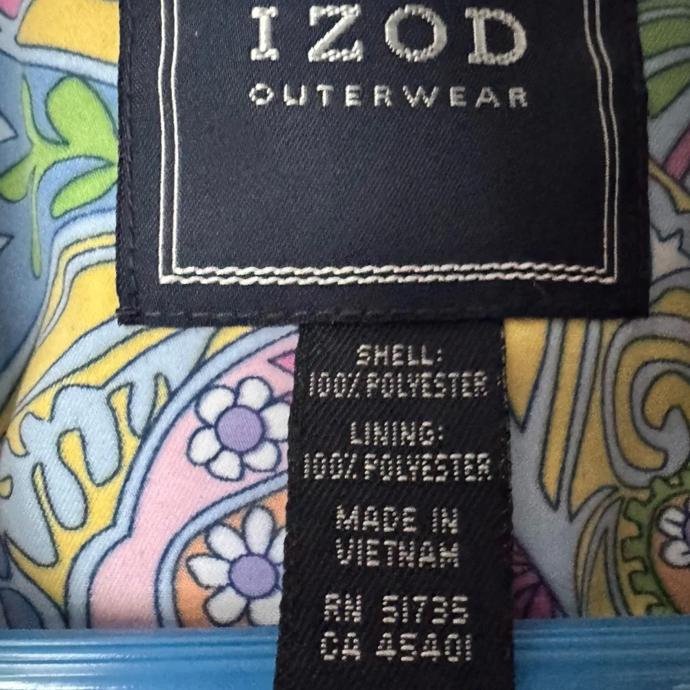 Izod Multicolor Paisley Outerwear - Picture 2 of 5